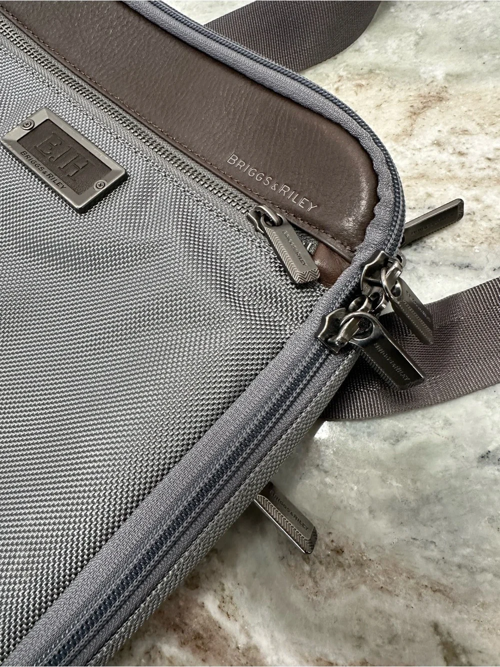 Briggs & Riley compact crossbody
